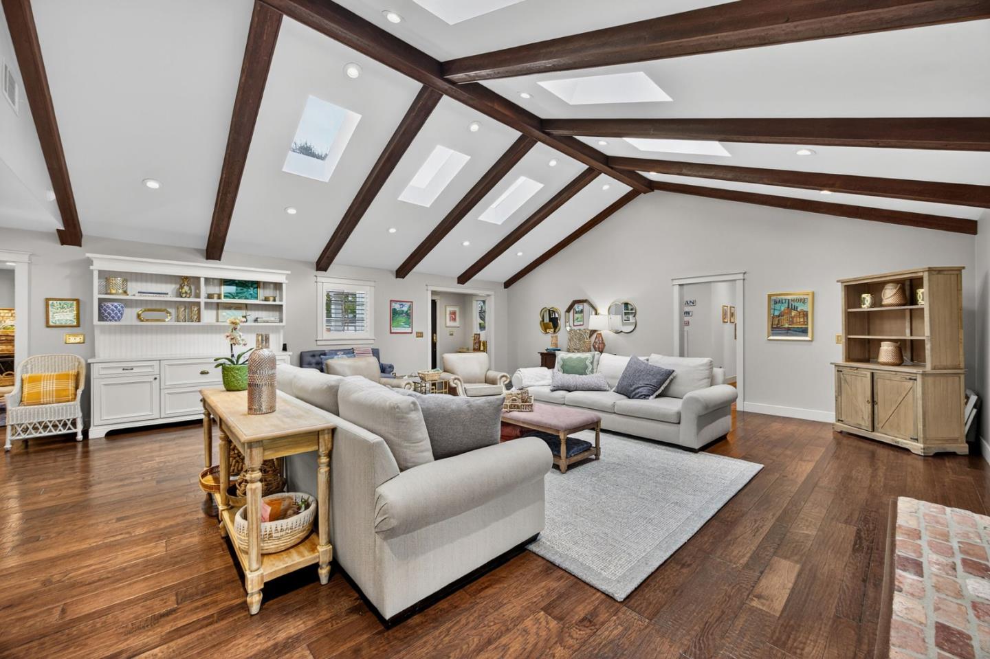 Detail Gallery Image 6 of 62 For 2477 Westgate Ave, San Jose,  CA 95125 - 4 Beds | 3/1 Baths