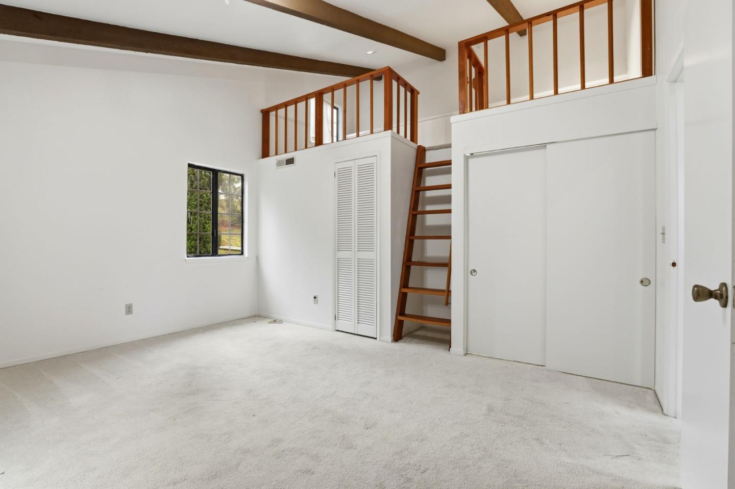 Detail Gallery Image 5 of 24 For 23725 Determine Ln, Monterey,  CA 93940 - 3 Beds | 2 Baths