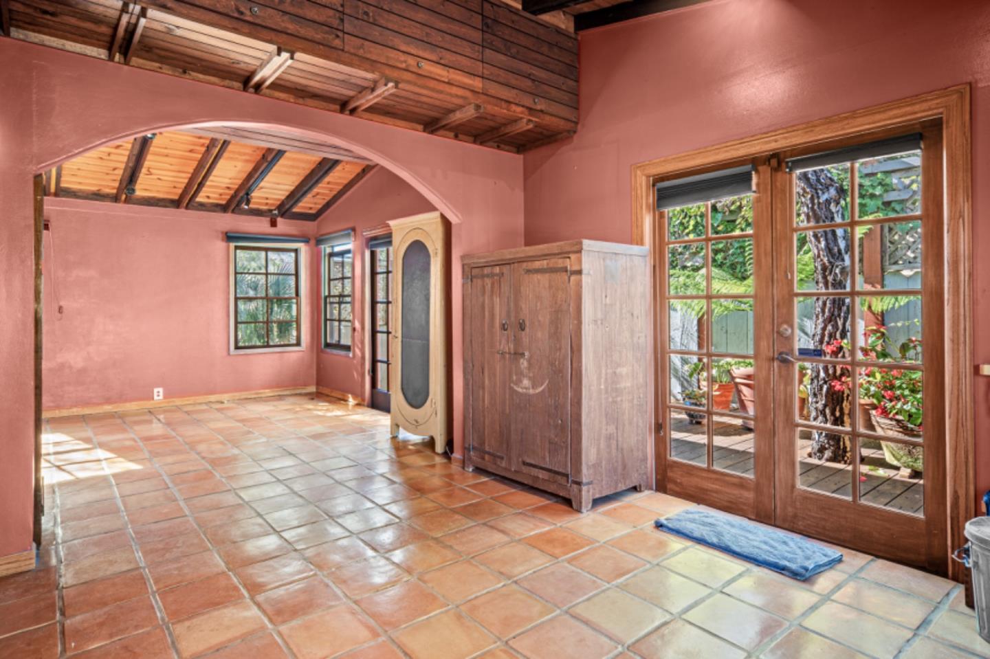 Detail Gallery Image 13 of 45 For 1497 Highland Pl, Seaside,  CA 93955 - 1 Beds | 1 Baths