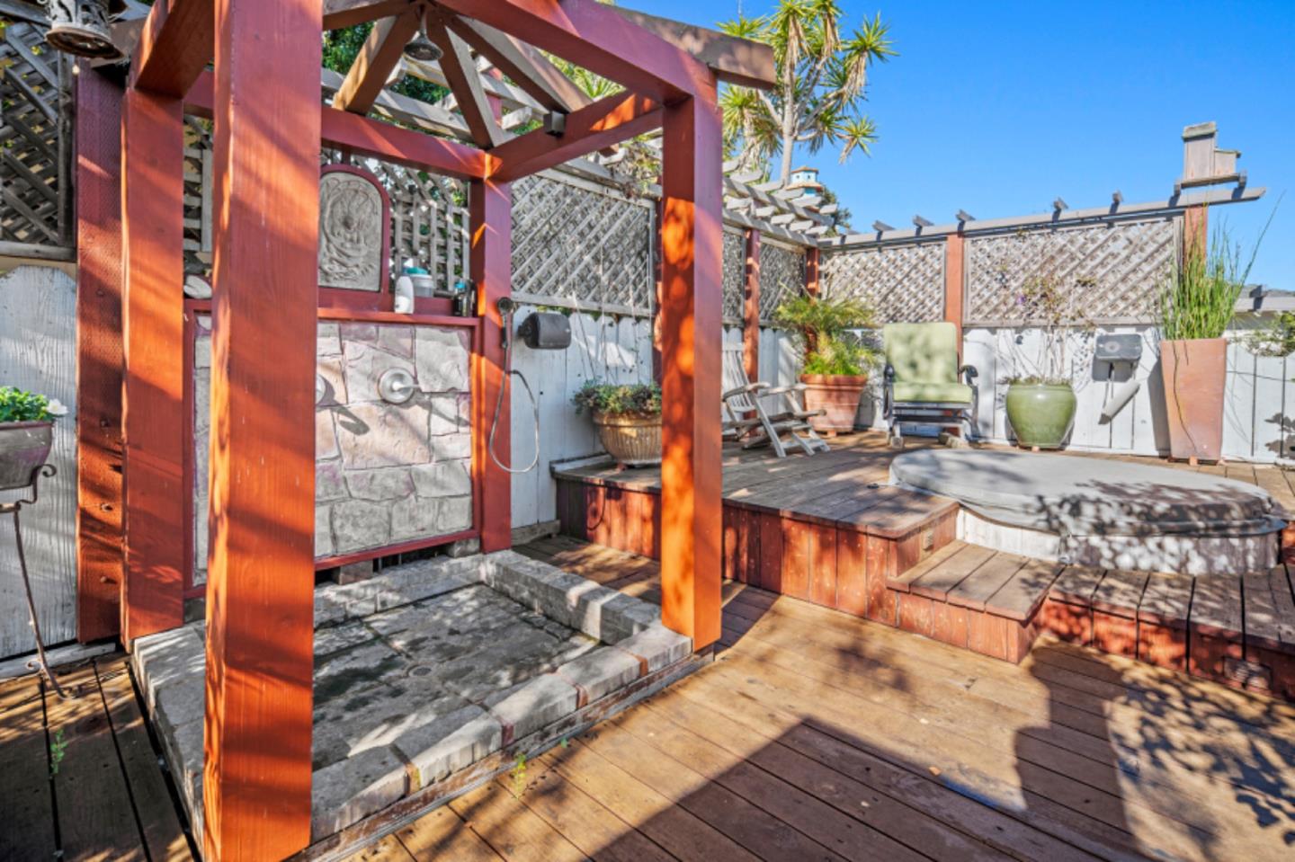 Detail Gallery Image 17 of 45 For 1497 Highland Pl, Seaside,  CA 93955 - 1 Beds | 1 Baths
