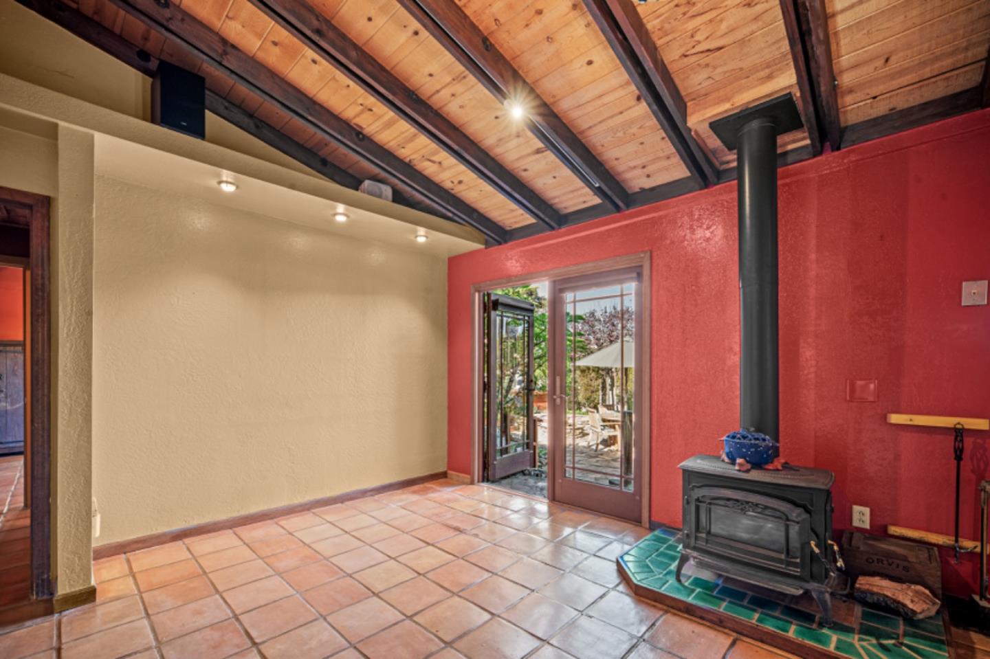 Detail Gallery Image 8 of 45 For 1497 Highland Pl, Seaside,  CA 93955 - 1 Beds | 1 Baths