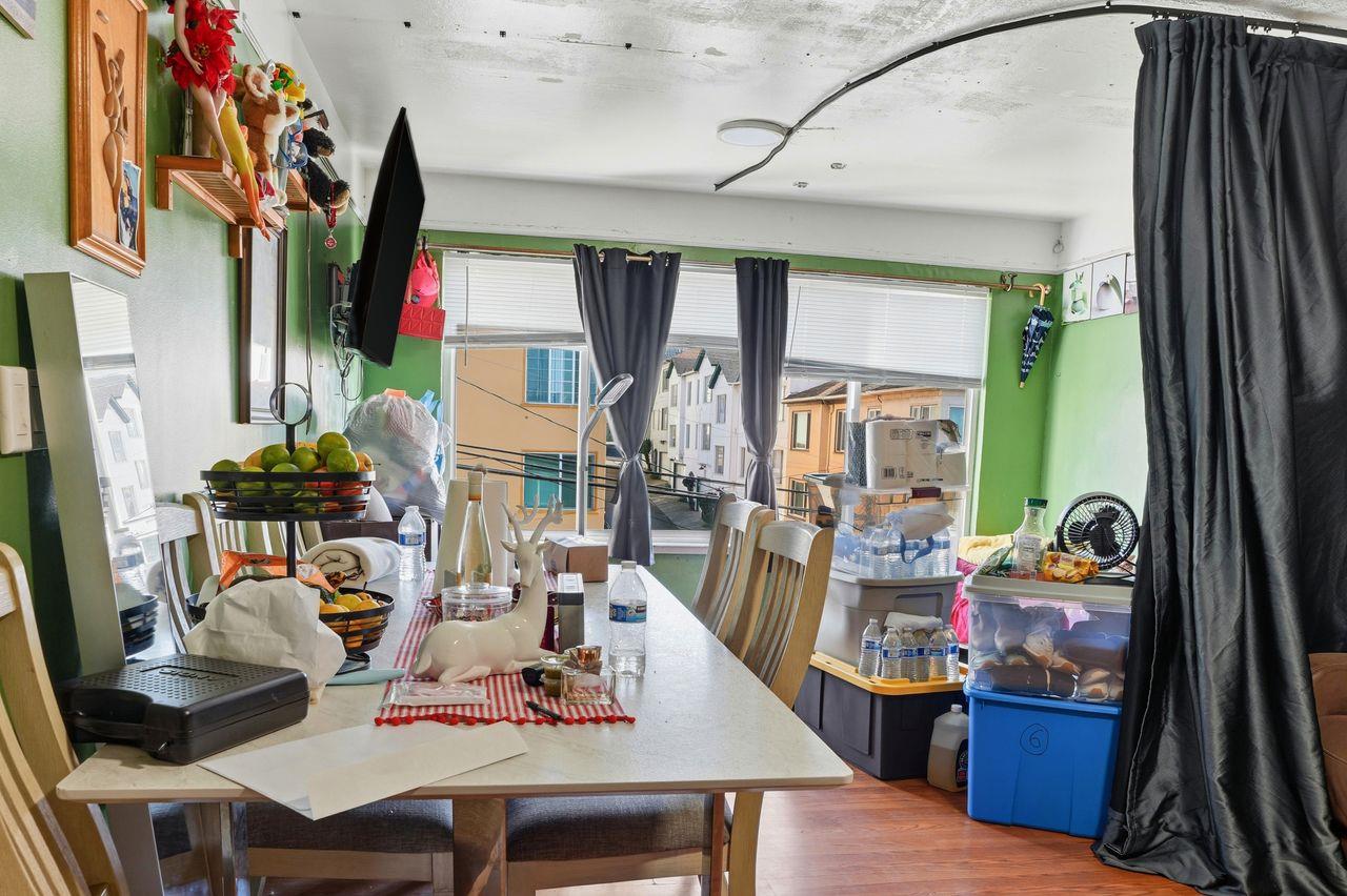 Detail Gallery Image 11 of 30 For 678 Hillside Blvd, Daly City,  CA 94014 - – Beds | – Baths