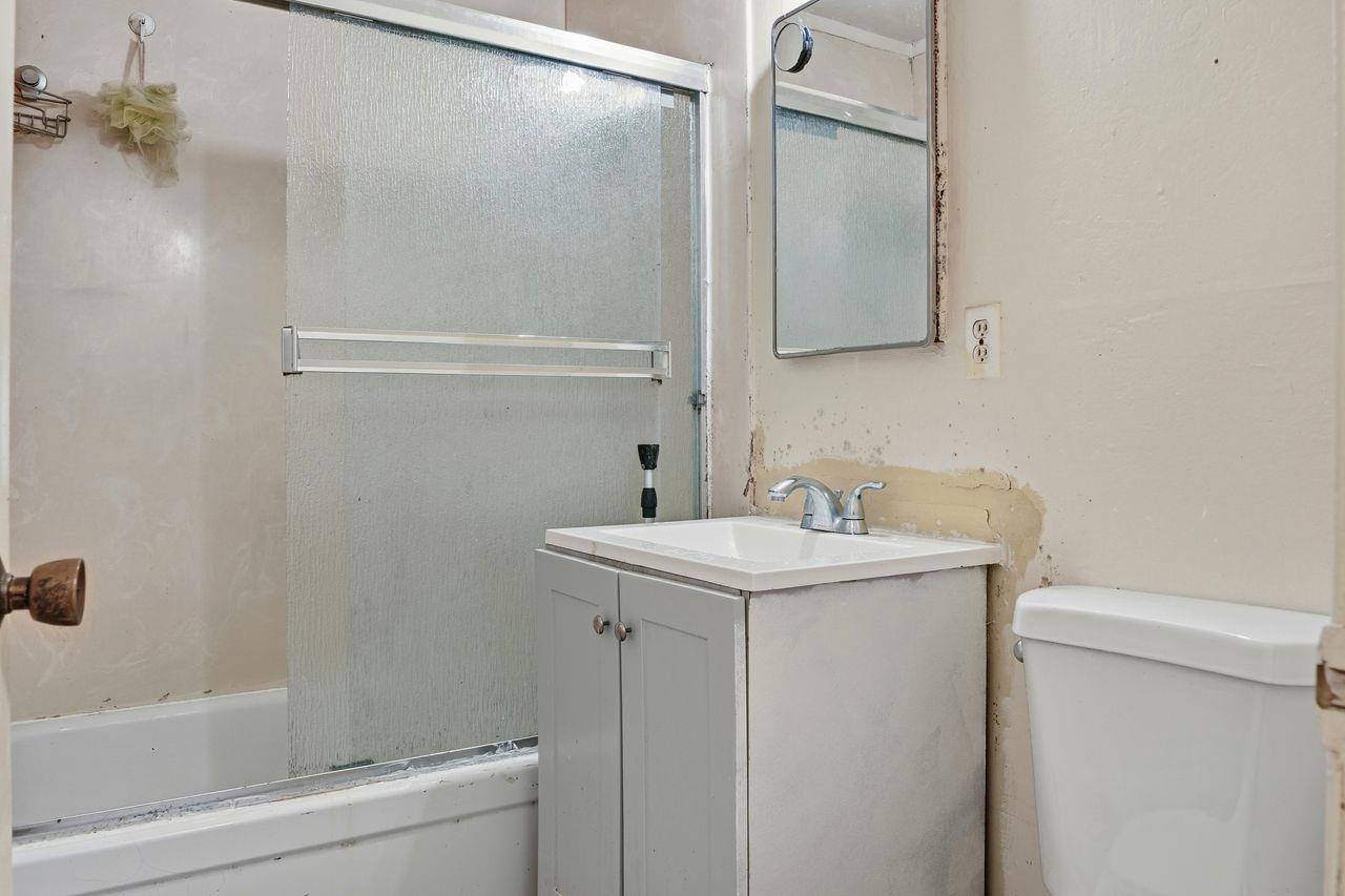 Detail Gallery Image 18 of 30 For 678 Hillside Blvd, Daly City,  CA 94014 - – Beds | – Baths