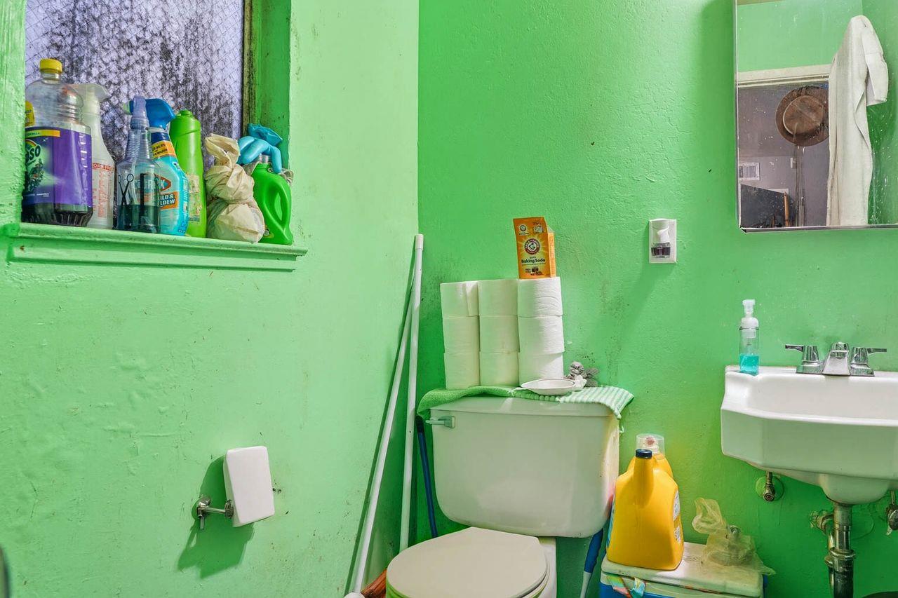 Detail Gallery Image 19 of 30 For 678 Hillside Blvd, Daly City,  CA 94014 - – Beds | – Baths