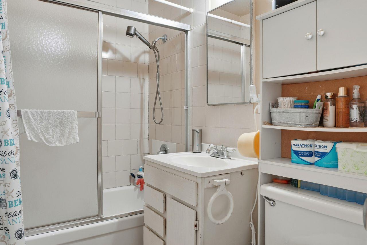 Detail Gallery Image 24 of 30 For 678 Hillside Blvd, Daly City,  CA 94014 - – Beds | – Baths