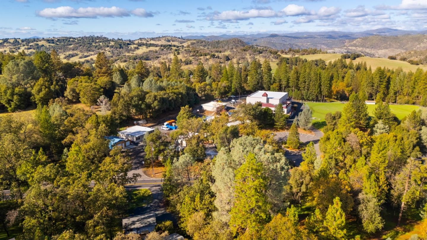 Detail Gallery Image 25 of 33 For 19307 Ferretti Rd, Groveland,  CA 95321 - 3 Beds | 2 Baths