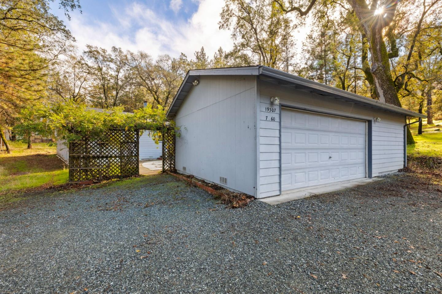 Detail Gallery Image 28 of 33 For 19307 Ferretti Rd, Groveland,  CA 95321 - 3 Beds | 2 Baths