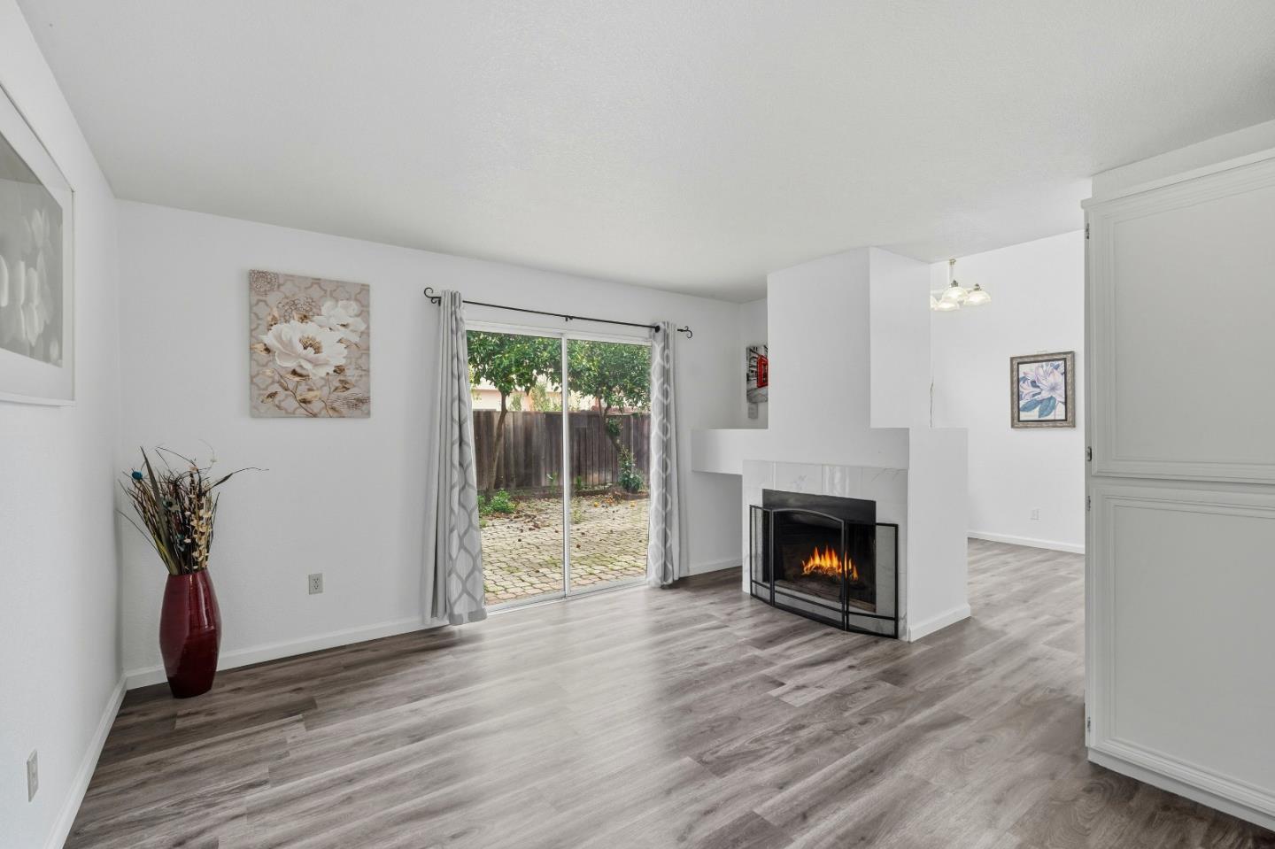 Detail Gallery Image 12 of 34 For 521 Sw Leamon St, Tracy,  CA 95376 - 3 Beds | 2/1 Baths