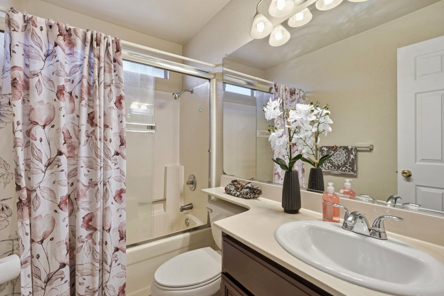 Detail Gallery Image 26 of 34 For 521 Sw Leamon St, Tracy,  CA 95376 - 3 Beds | 2/1 Baths