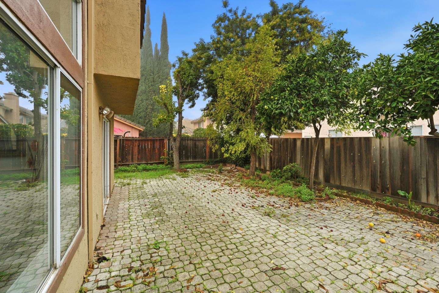 Detail Gallery Image 33 of 34 For 521 Sw Leamon St, Tracy,  CA 95376 - 3 Beds | 2/1 Baths