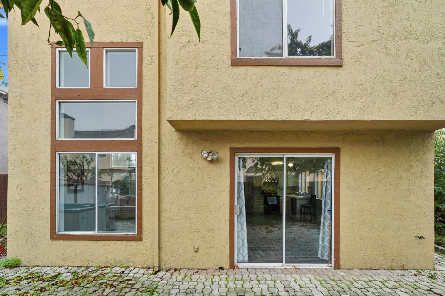 Detail Gallery Image 34 of 34 For 521 Sw Leamon St, Tracy,  CA 95376 - 3 Beds | 2/1 Baths