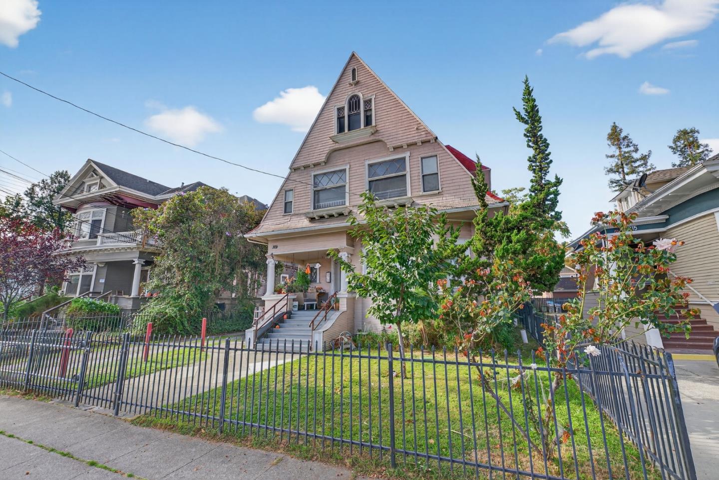 Detail Gallery Image 3 of 69 For 309 N 5th St, San Jose,  CA 95112 - – Beds | – Baths