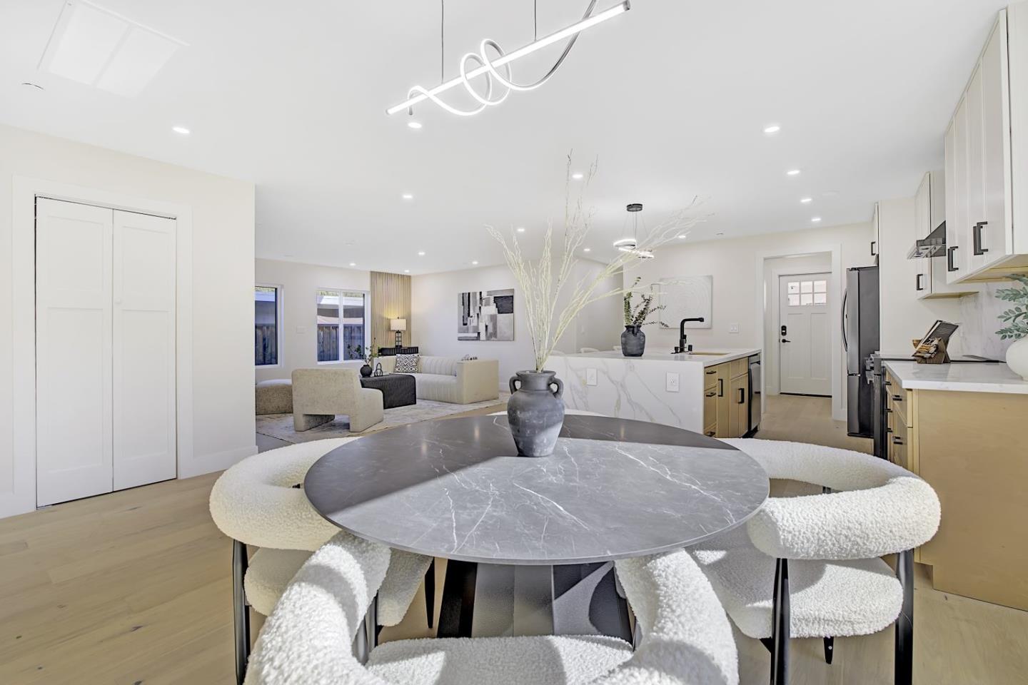 Detail Gallery Image 18 of 59 For 644 Johanna Ave, Sunnyvale,  CA 94085 - 6 Beds | 5 Baths