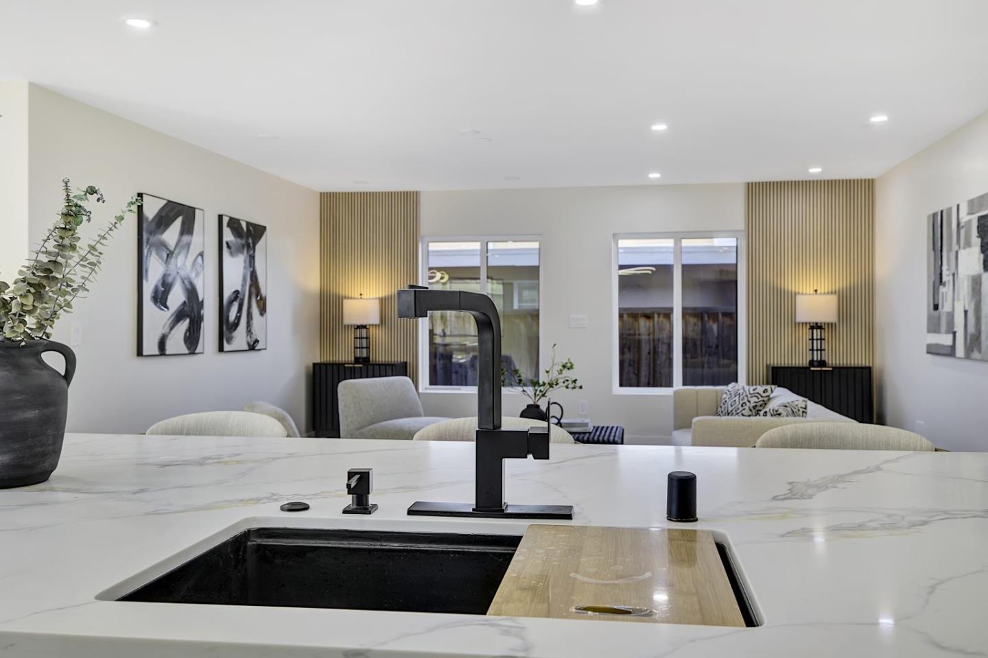 Detail Gallery Image 20 of 59 For 644 Johanna Ave, Sunnyvale,  CA 94085 - 6 Beds | 5 Baths