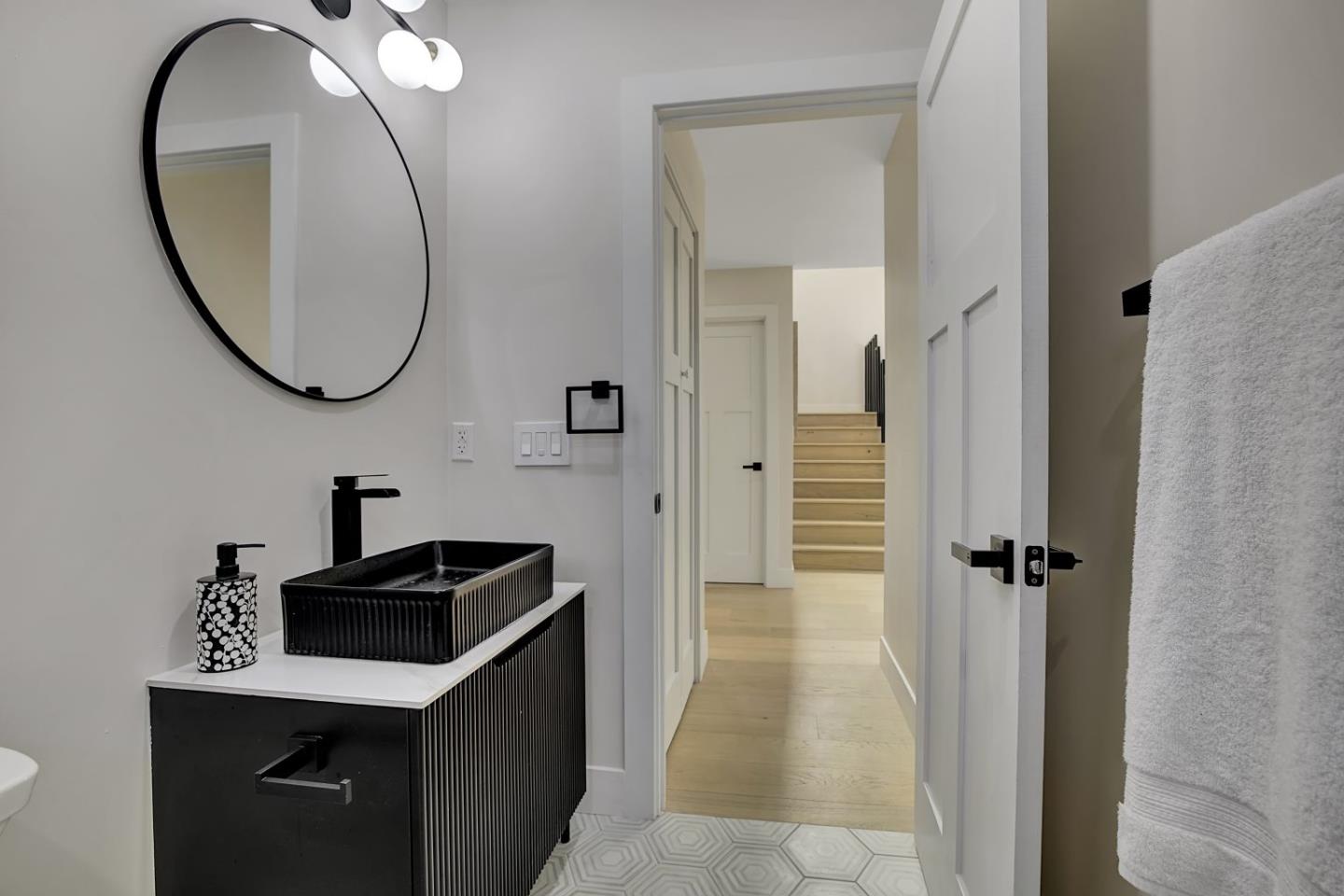 Detail Gallery Image 33 of 59 For 644 Johanna Ave, Sunnyvale,  CA 94085 - 6 Beds | 5 Baths