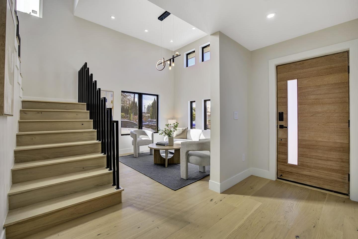 Detail Gallery Image 4 of 59 For 644 Johanna Ave, Sunnyvale,  CA 94085 - 6 Beds | 5 Baths