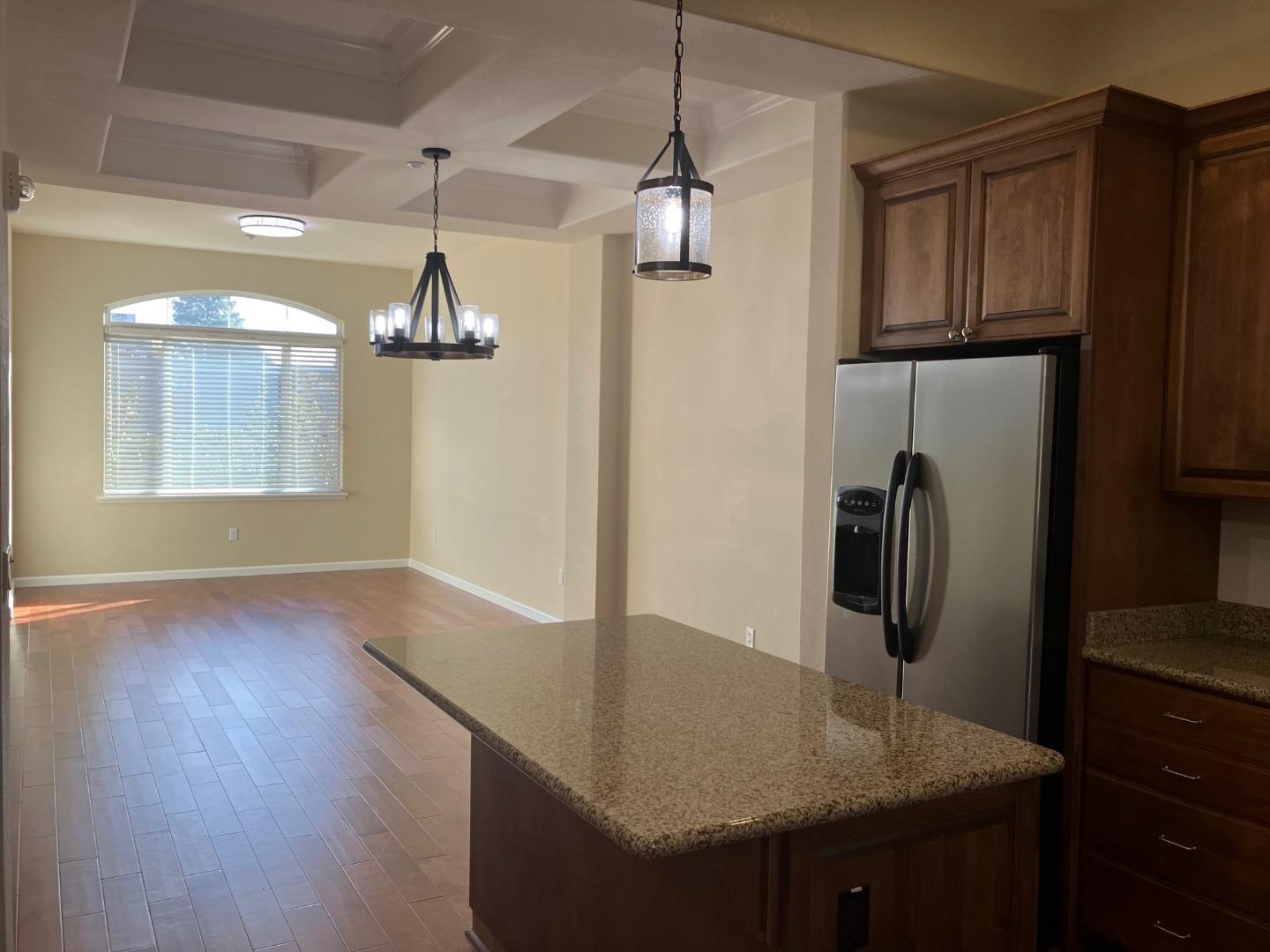 Detail Gallery Image 9 of 32 For 5132 El Camino Ave #202,  Carmichael,  CA 95608 - 2 Beds | 2/1 Baths