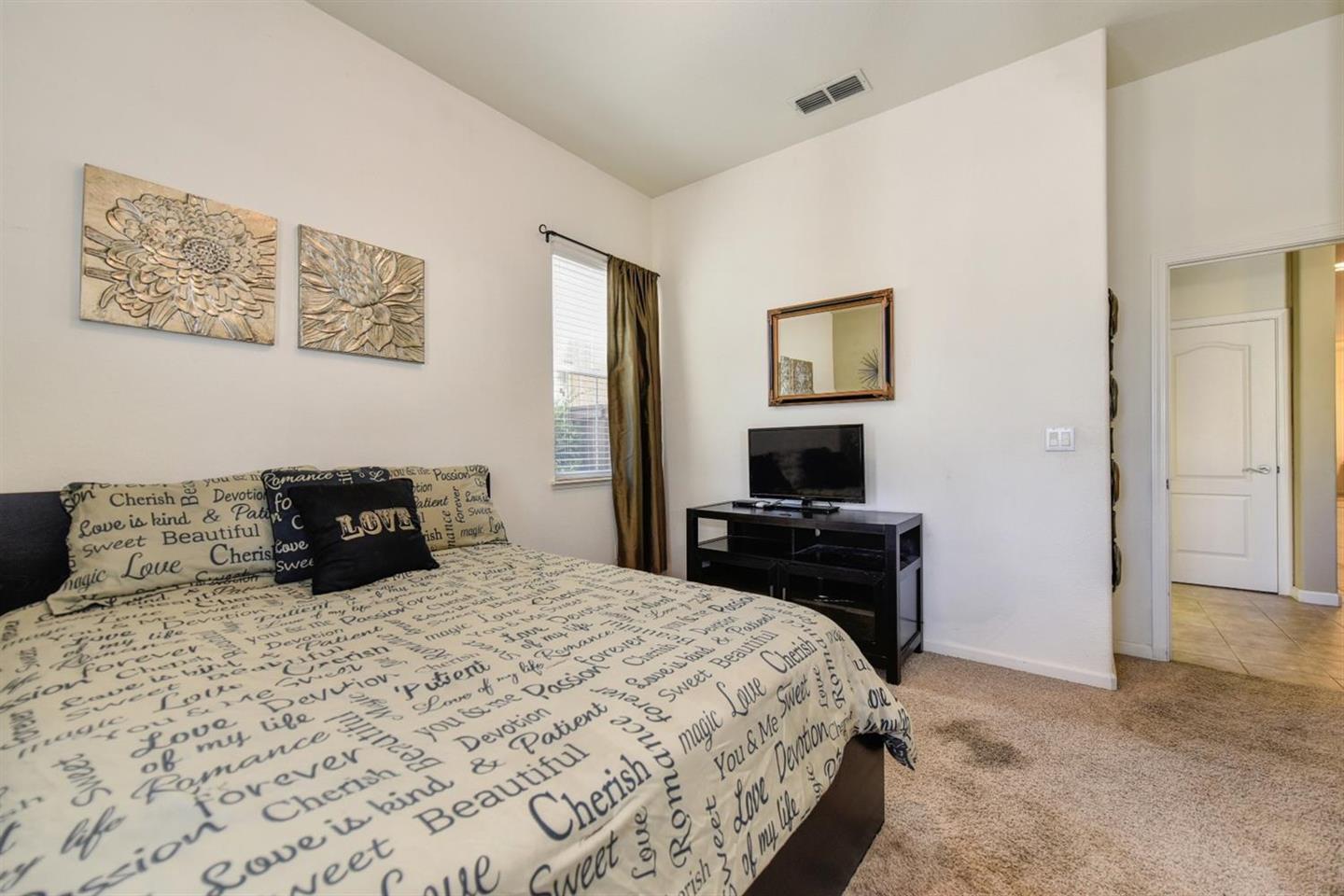 Detail Gallery Image 20 of 27 For 3557 Rainsong Cir, Rancho Cordova,  CA 95670 - 3 Beds | 2 Baths
