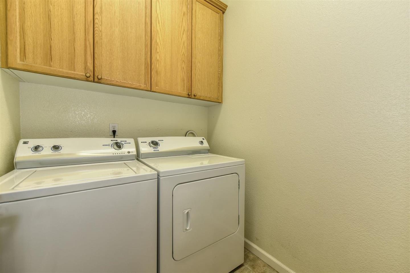 Detail Gallery Image 21 of 27 For 3557 Rainsong Cir, Rancho Cordova,  CA 95670 - 3 Beds | 2 Baths