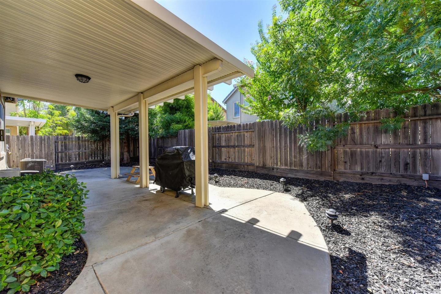 Detail Gallery Image 26 of 27 For 3557 Rainsong Cir, Rancho Cordova,  CA 95670 - 3 Beds | 2 Baths