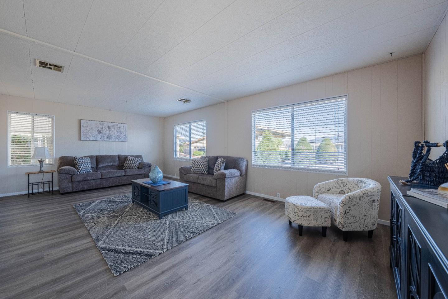 Detail Gallery Image 7 of 33 For 55 San Juan Grade Rd #95,  Salinas,  CA 93906 - 2 Beds | 2 Baths
