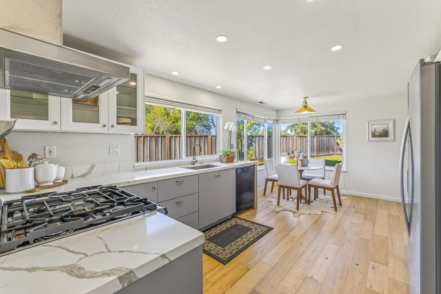 Detail Gallery Image 12 of 55 For 3245 Estrella Del Mar Way, Marina,  CA 93933 - 4 Beds | 2/1 Baths