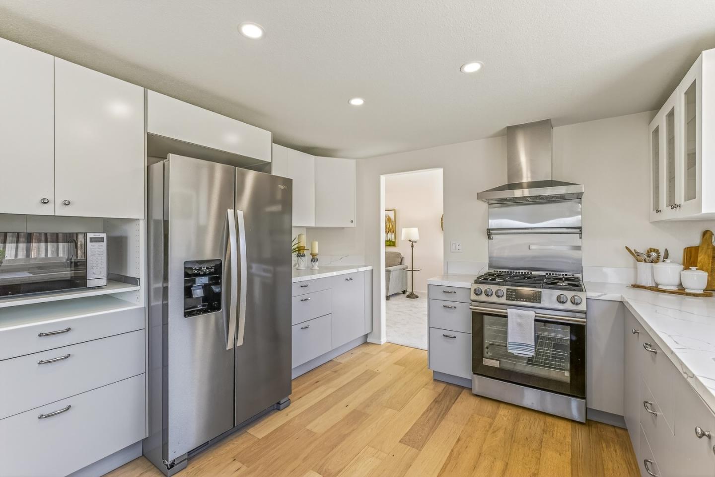 Detail Gallery Image 15 of 55 For 3245 Estrella Del Mar Way, Marina,  CA 93933 - 4 Beds | 2/1 Baths