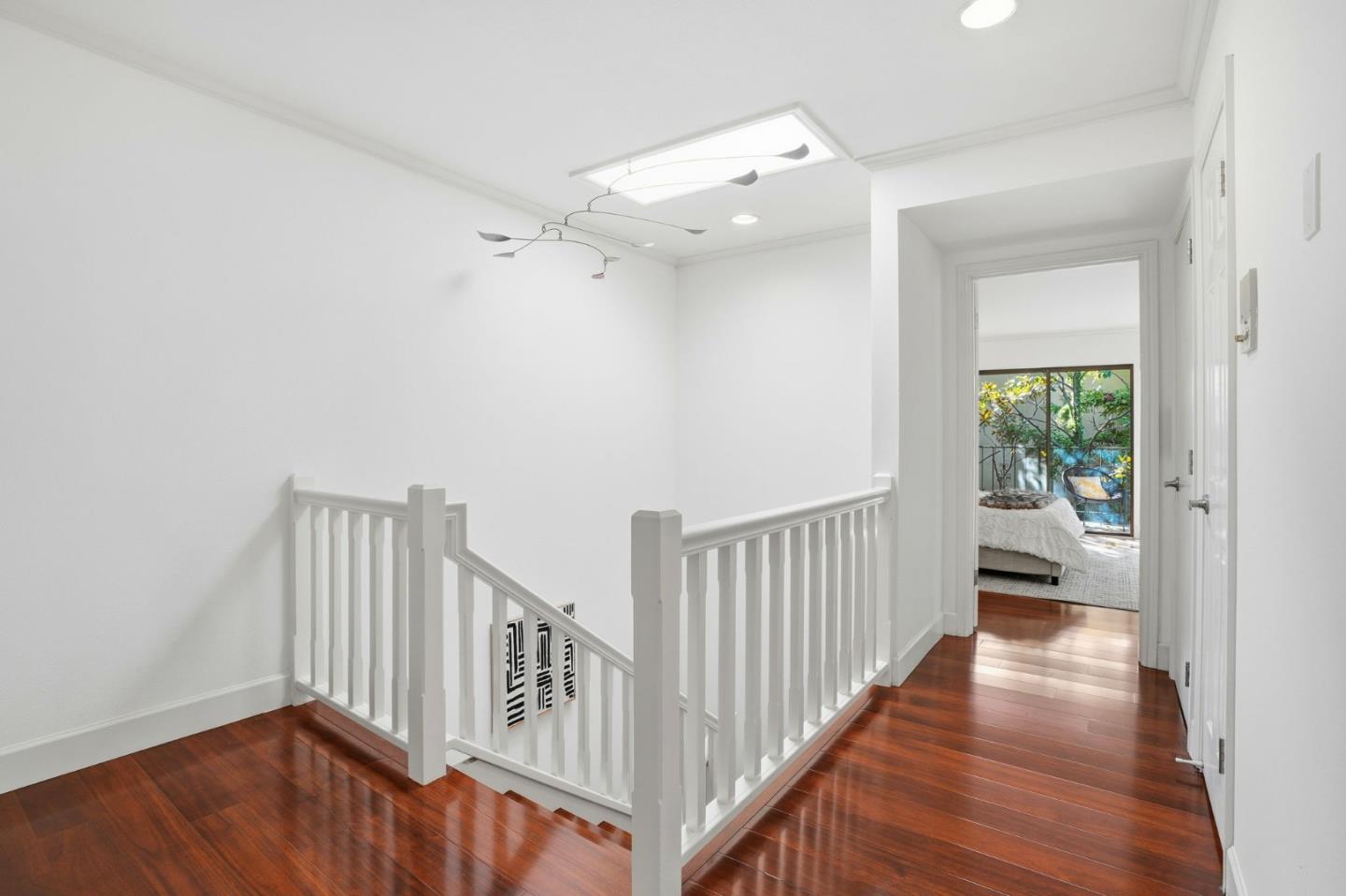 Detail Gallery Image 26 of 48 For 1621 Stone Pine Ln, Menlo Park,  CA 94025 - 3 Beds | 2/1 Baths