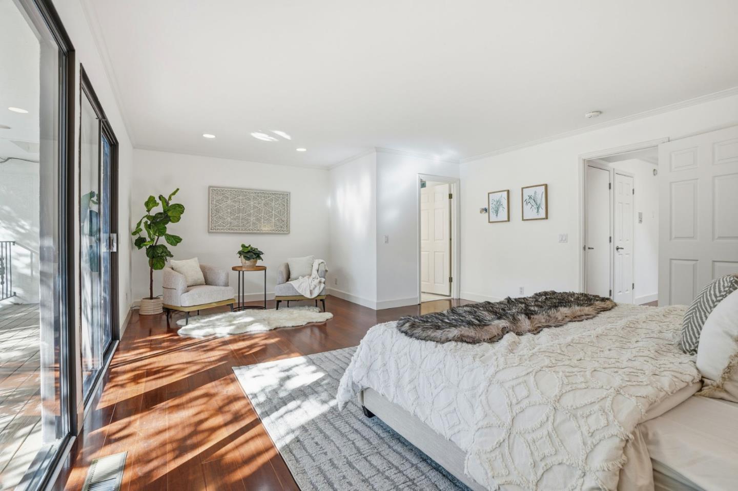 Detail Gallery Image 34 of 48 For 1621 Stone Pine Ln, Menlo Park,  CA 94025 - 3 Beds | 2/1 Baths