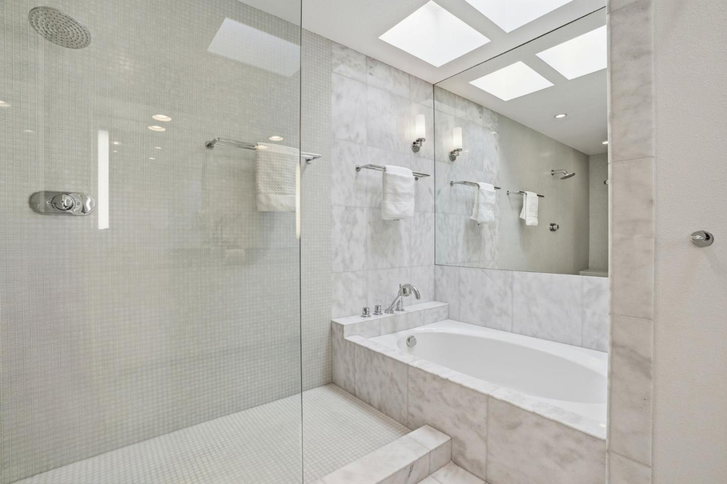 Detail Gallery Image 37 of 48 For 1621 Stone Pine Ln, Menlo Park,  CA 94025 - 3 Beds | 2/1 Baths