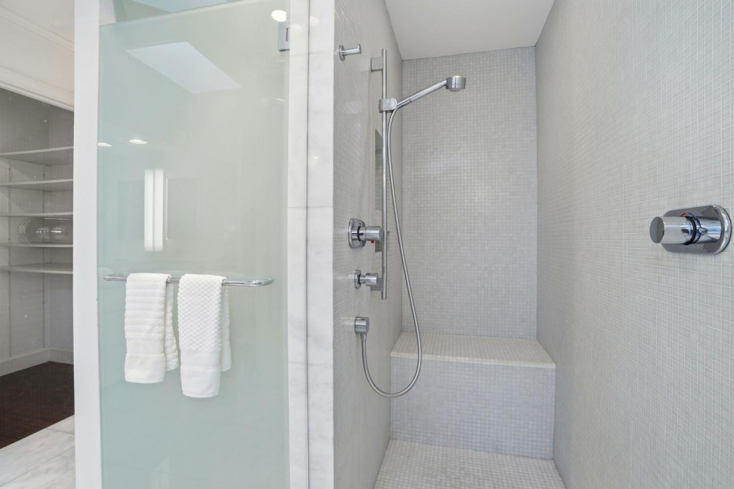 Detail Gallery Image 38 of 48 For 1621 Stone Pine Ln, Menlo Park,  CA 94025 - 3 Beds | 2/1 Baths