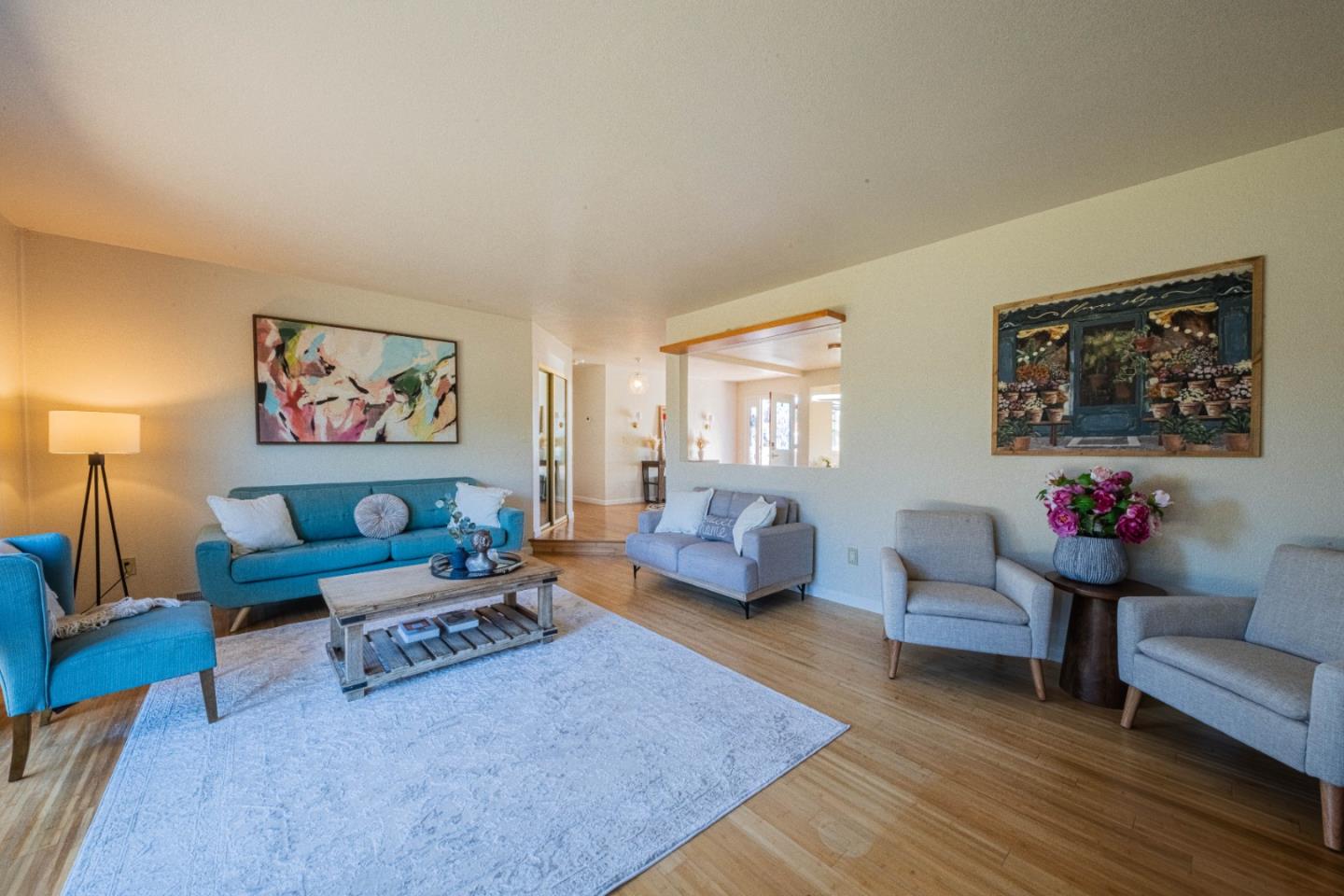 Detail Gallery Image 12 of 41 For 9919 Mimosa Path, Salinas,  CA 93907 - 3 Beds | 2 Baths