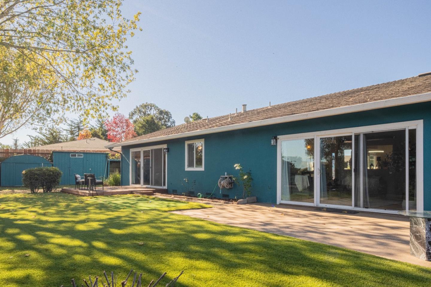 Detail Gallery Image 14 of 41 For 9919 Mimosa Path, Salinas,  CA 93907 - 3 Beds | 2 Baths