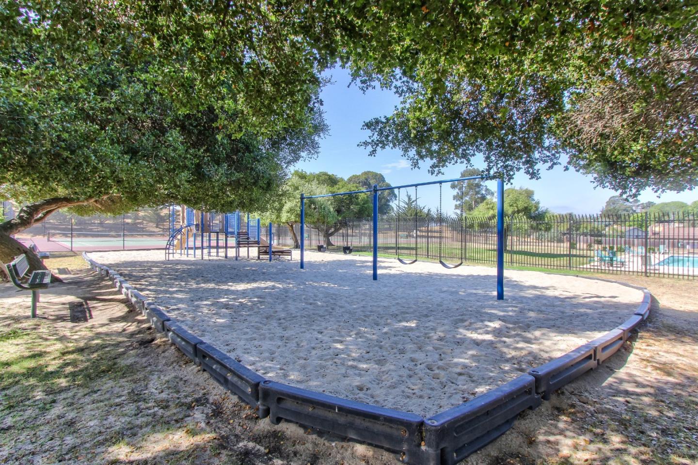 Detail Gallery Image 40 of 41 For 9919 Mimosa Path, Salinas,  CA 93907 - 3 Beds | 2 Baths