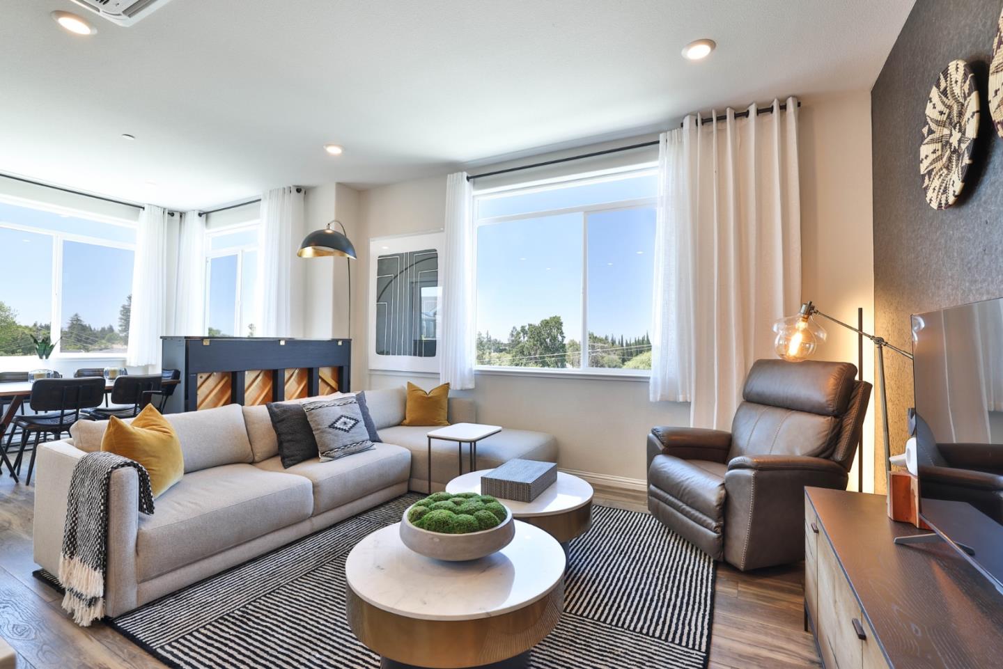 Photo #12: ML82028209 Listing: Photo #12