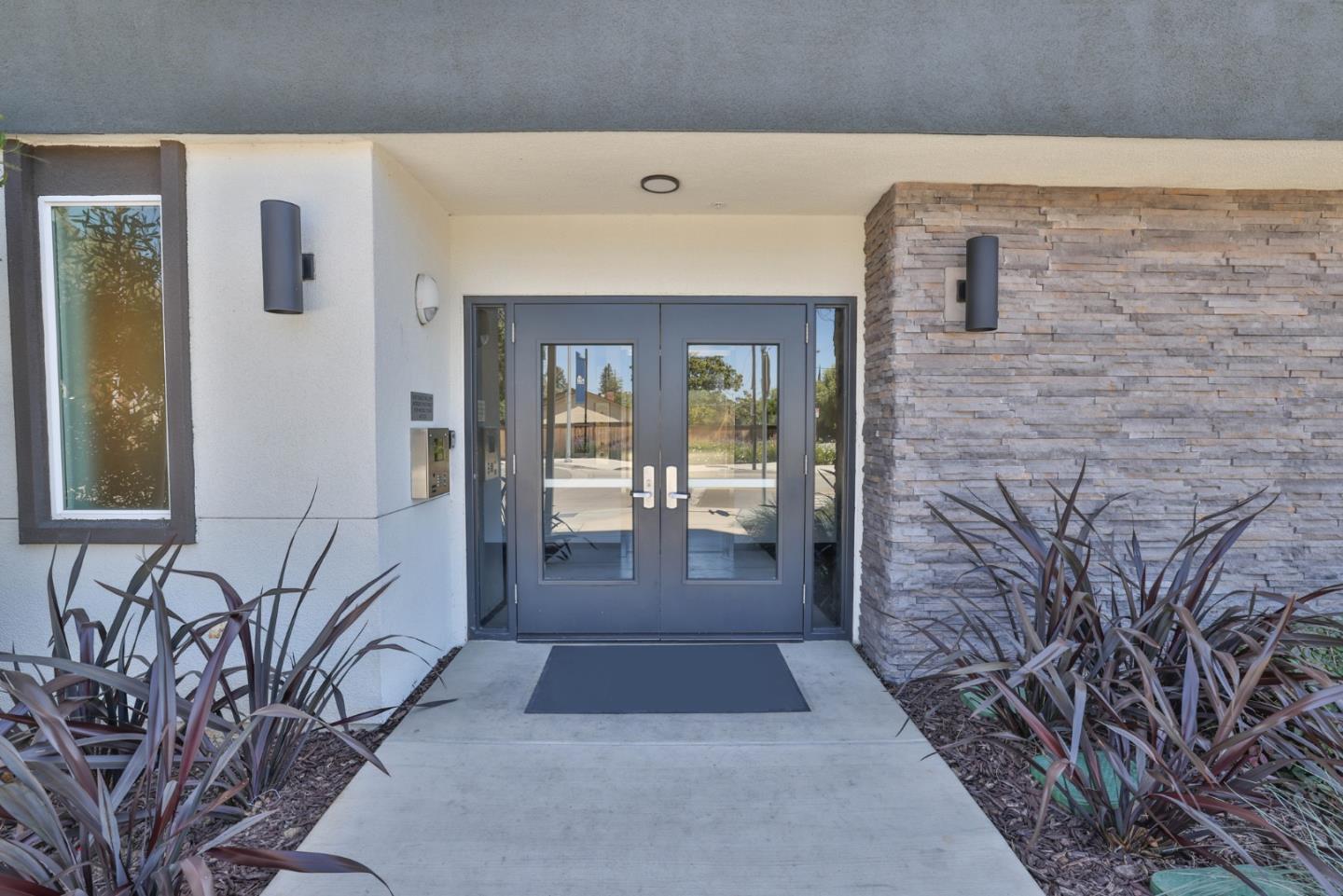 Photo #6: ML82028209 Listing: Photo #6