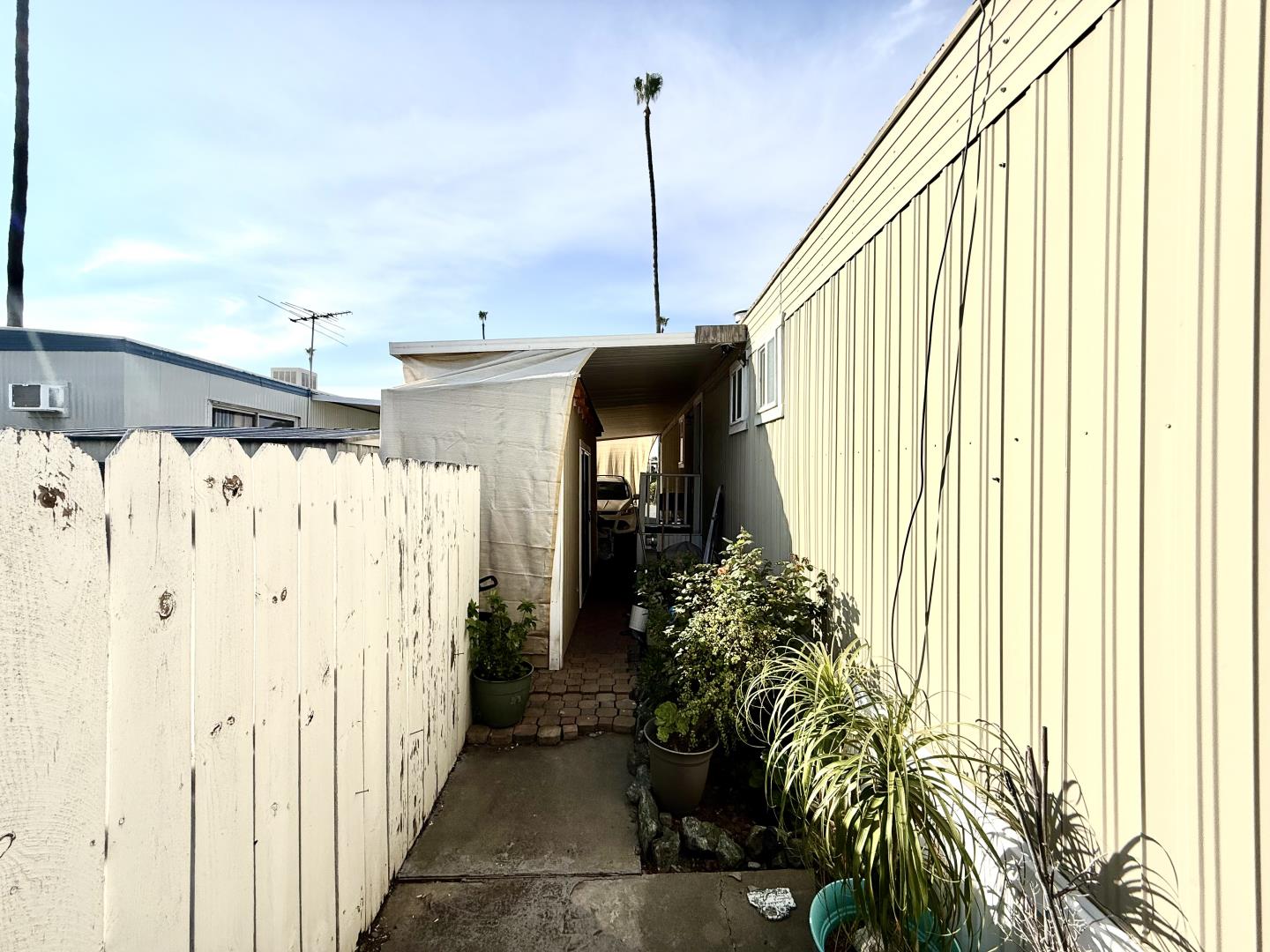 Detail Gallery Image 17 of 21 For 165 Blossom Hill #304,  San Jose,  CA 95123 - 2 Beds | 2 Baths