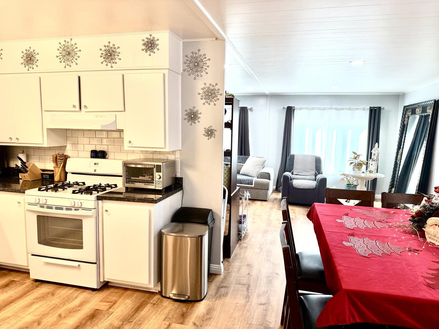 Detail Gallery Image 6 of 21 For 165 Blossom Hill #304,  San Jose,  CA 95123 - 2 Beds | 2 Baths