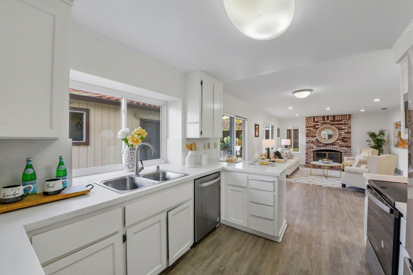 Detail Gallery Image 10 of 36 For 3205 Gateland Ct, San Jose,  CA 95148 - 6 Beds | 3/1 Baths