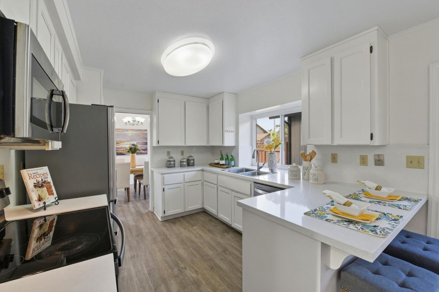 Detail Gallery Image 11 of 36 For 3205 Gateland Ct, San Jose,  CA 95148 - 6 Beds | 3/1 Baths