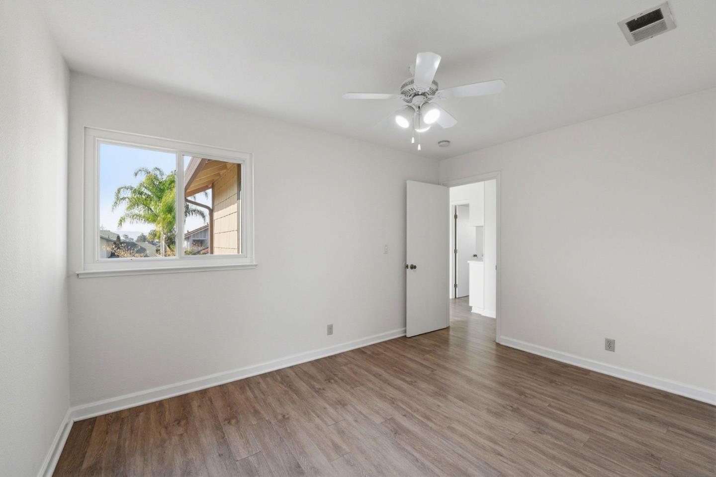 Detail Gallery Image 26 of 36 For 3205 Gateland Ct, San Jose,  CA 95148 - 6 Beds | 3/1 Baths