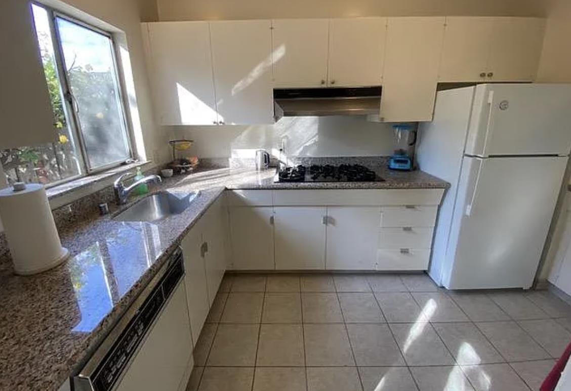 Detail Gallery Image 12 of 17 For 455 Wisnom Ave, San Mateo,  CA 94401 - 2 Beds | 1 Baths