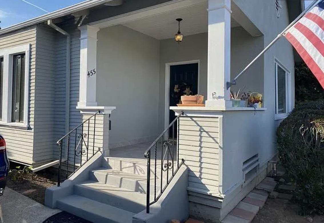 Detail Gallery Image 3 of 17 For 455 Wisnom Ave, San Mateo,  CA 94401 - 2 Beds | 1 Baths