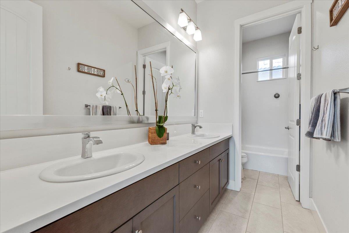 Detail Gallery Image 20 of 33 For 604 Matterhorn Ct, Marina,  CA 93933 - 3 Beds | 2 Baths