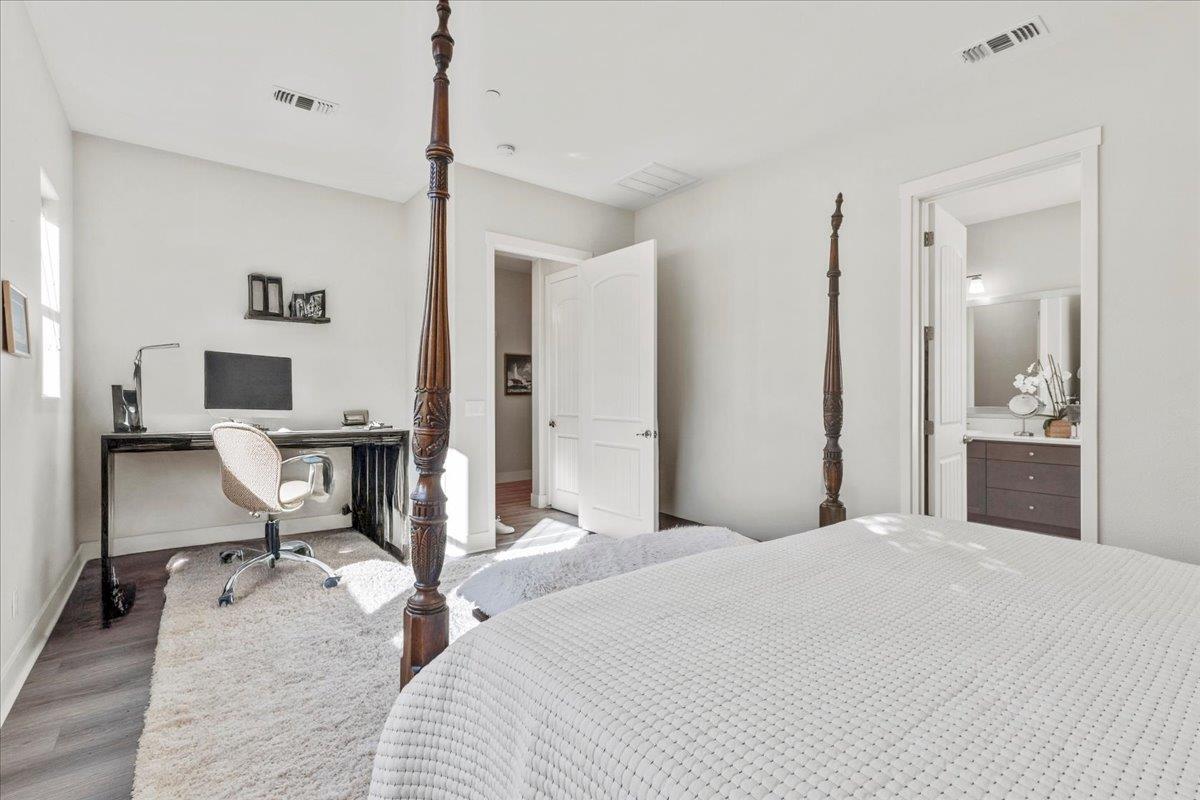 Detail Gallery Image 8 of 33 For 604 Matterhorn Ct, Marina,  CA 93933 - 3 Beds | 2 Baths