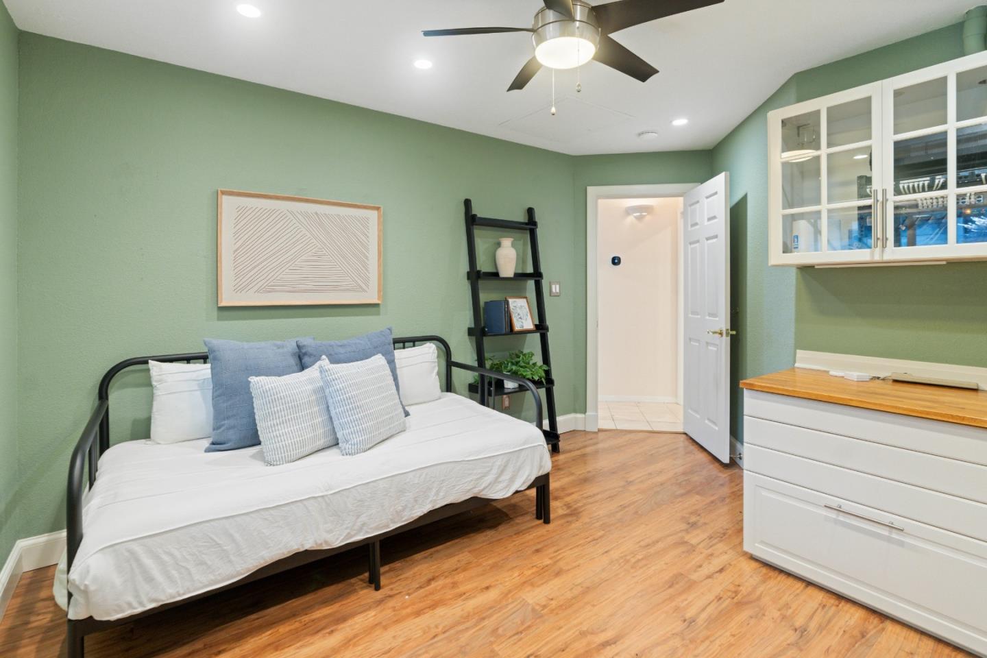 Detail Gallery Image 24 of 58 For 112 Alto Sol Ct, Scotts Valley,  CA 95066 - 4 Beds | 3 Baths