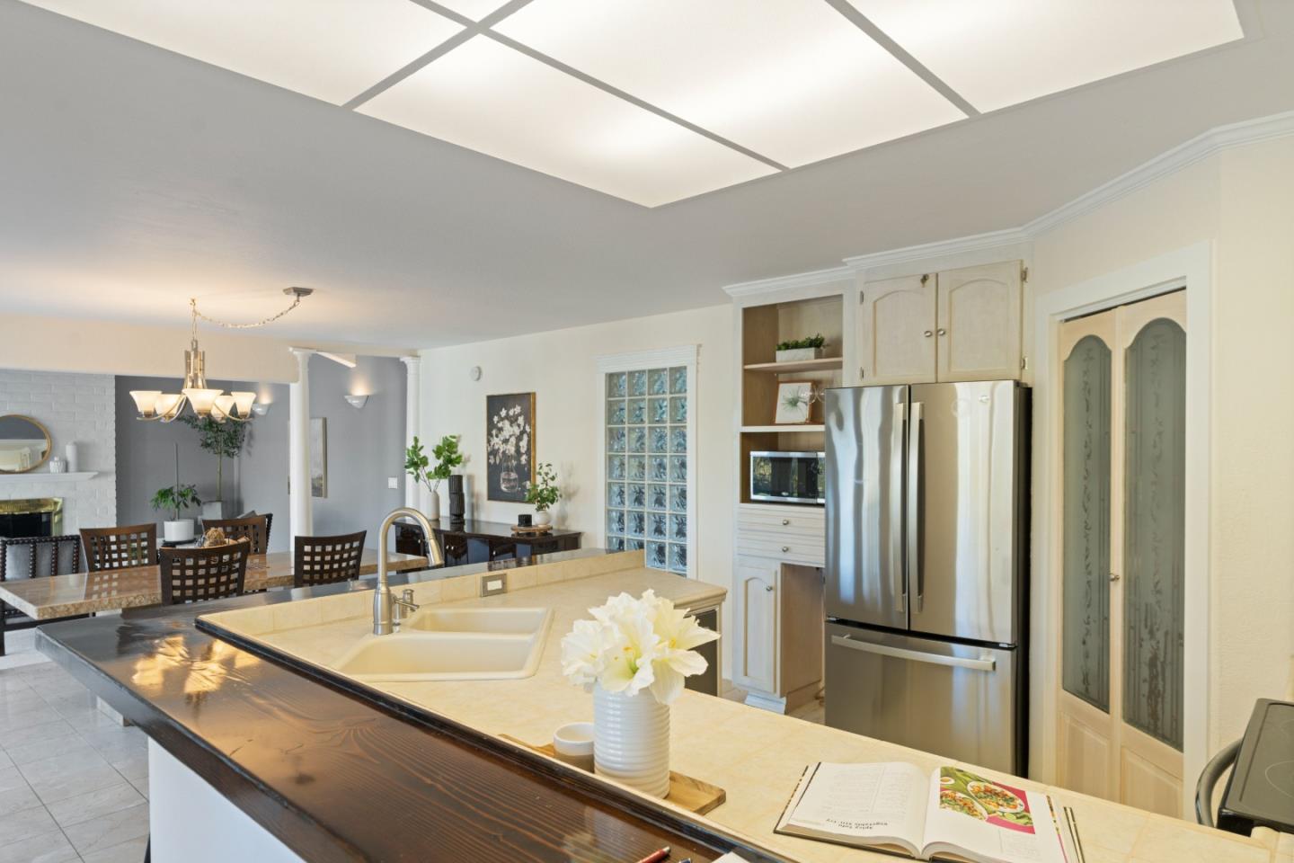 Detail Gallery Image 9 of 58 For 112 Alto Sol Ct, Scotts Valley,  CA 95066 - 4 Beds | 3 Baths