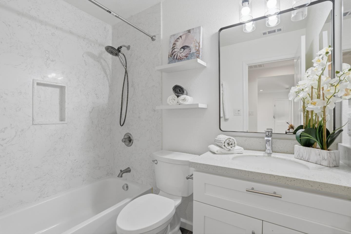 Detail Gallery Image 28 of 44 For 2296 Pulgas Ave, East Palo Alto,  CA 94303 - 3 Beds | 2 Baths