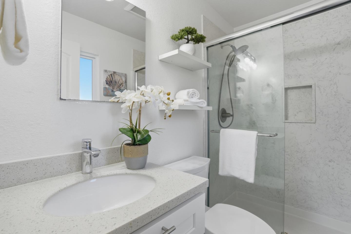 Detail Gallery Image 31 of 44 For 2296 Pulgas Ave, East Palo Alto,  CA 94303 - 3 Beds | 2 Baths