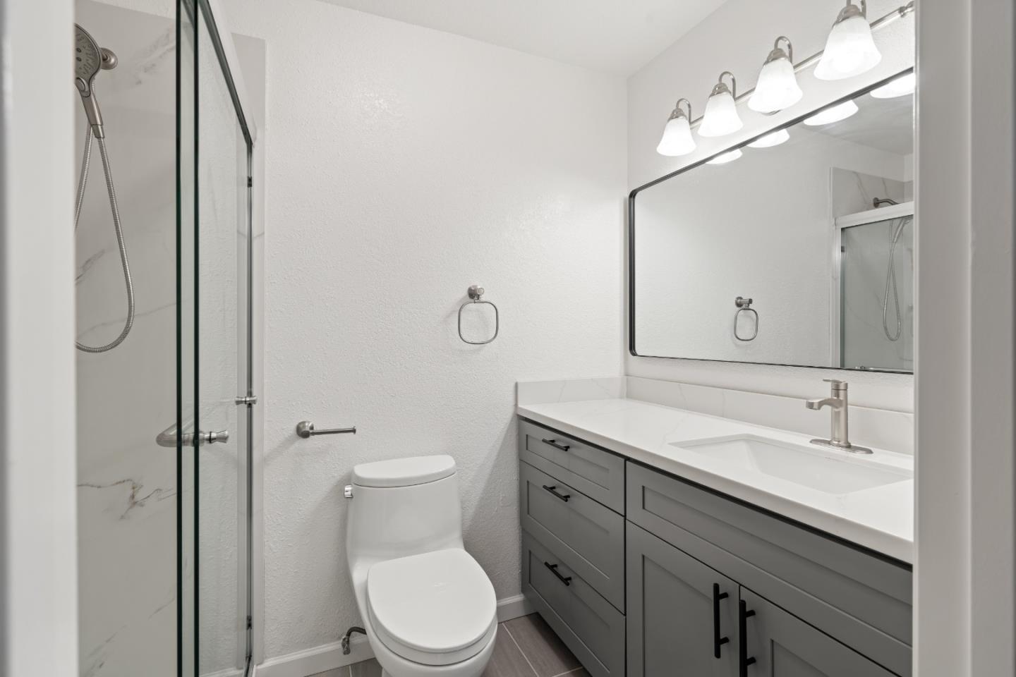 Detail Gallery Image 31 of 41 For 1227 Woodside Rd #2,  Redwood City,  CA 94061 - 2 Beds | 2 Baths
